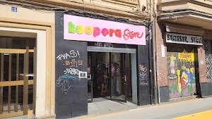 KOOPERA STORE con Moda re- VALENCIA Benimaclet place picture