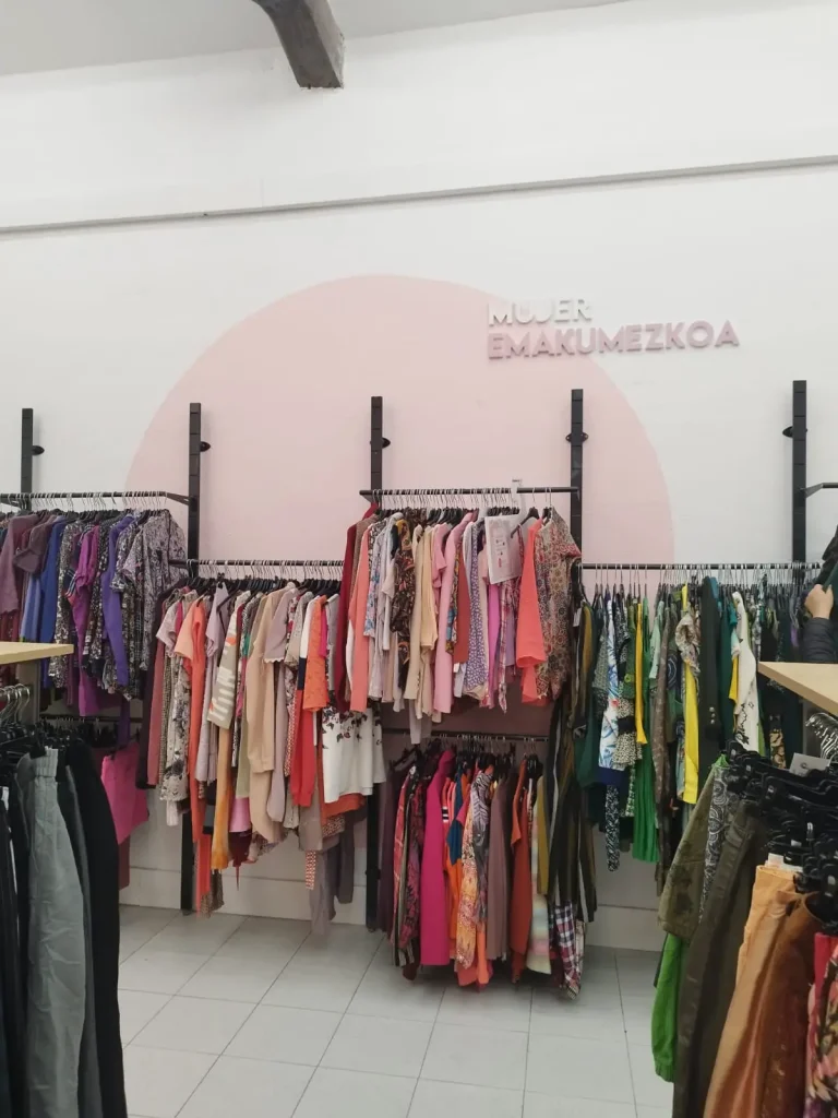 tienda de ropa de segunda mano en Moraza Gipuzkoa 5