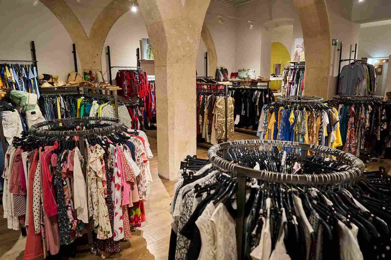 tienda de ropa de segunda mano en almeria centro 5