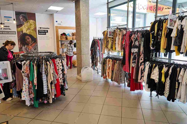 tienda de ropa de segunda mano en almeria centro historico 4
