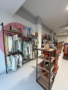 Koopera Store con Moda re- ERANDIO place picture
